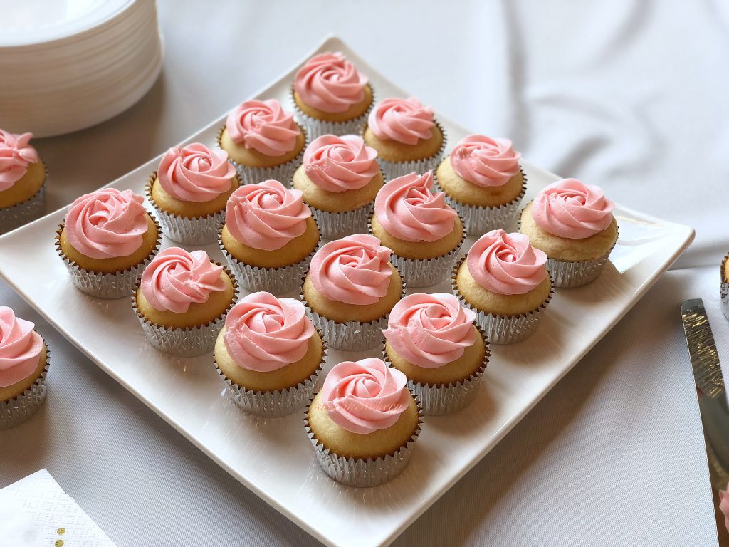 wedding cupcakes 