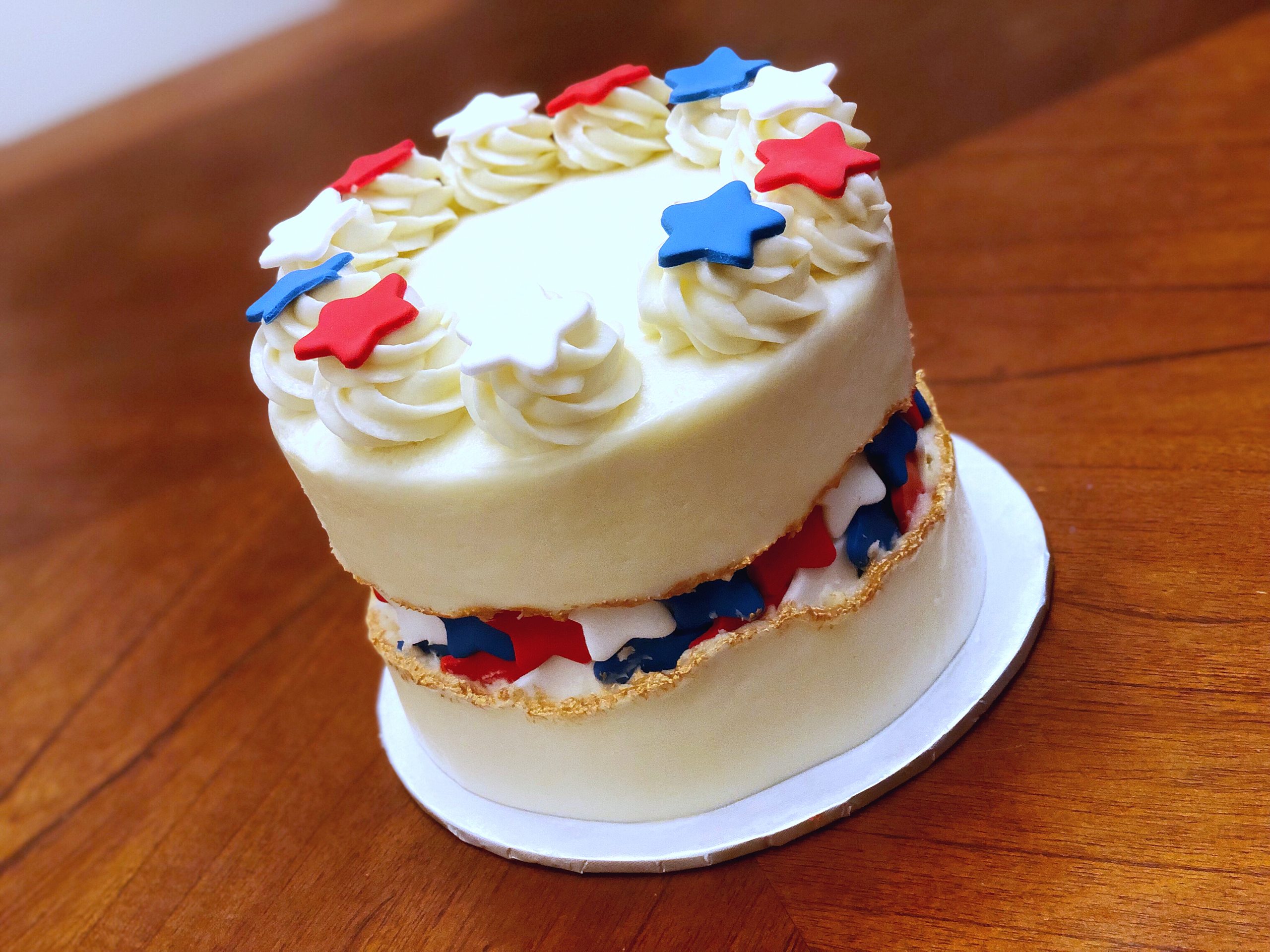 How to make a Fault Line Cake (4th of July Style)